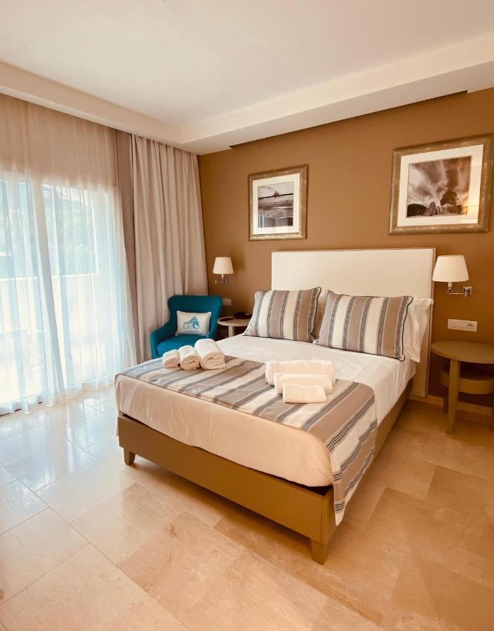 Grand Hotel קניגיונה מראה חיצוני תמונה