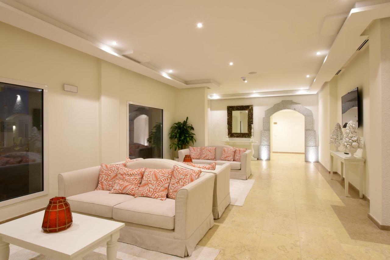 Grand Hotel קניגיונה מראה חיצוני תמונה