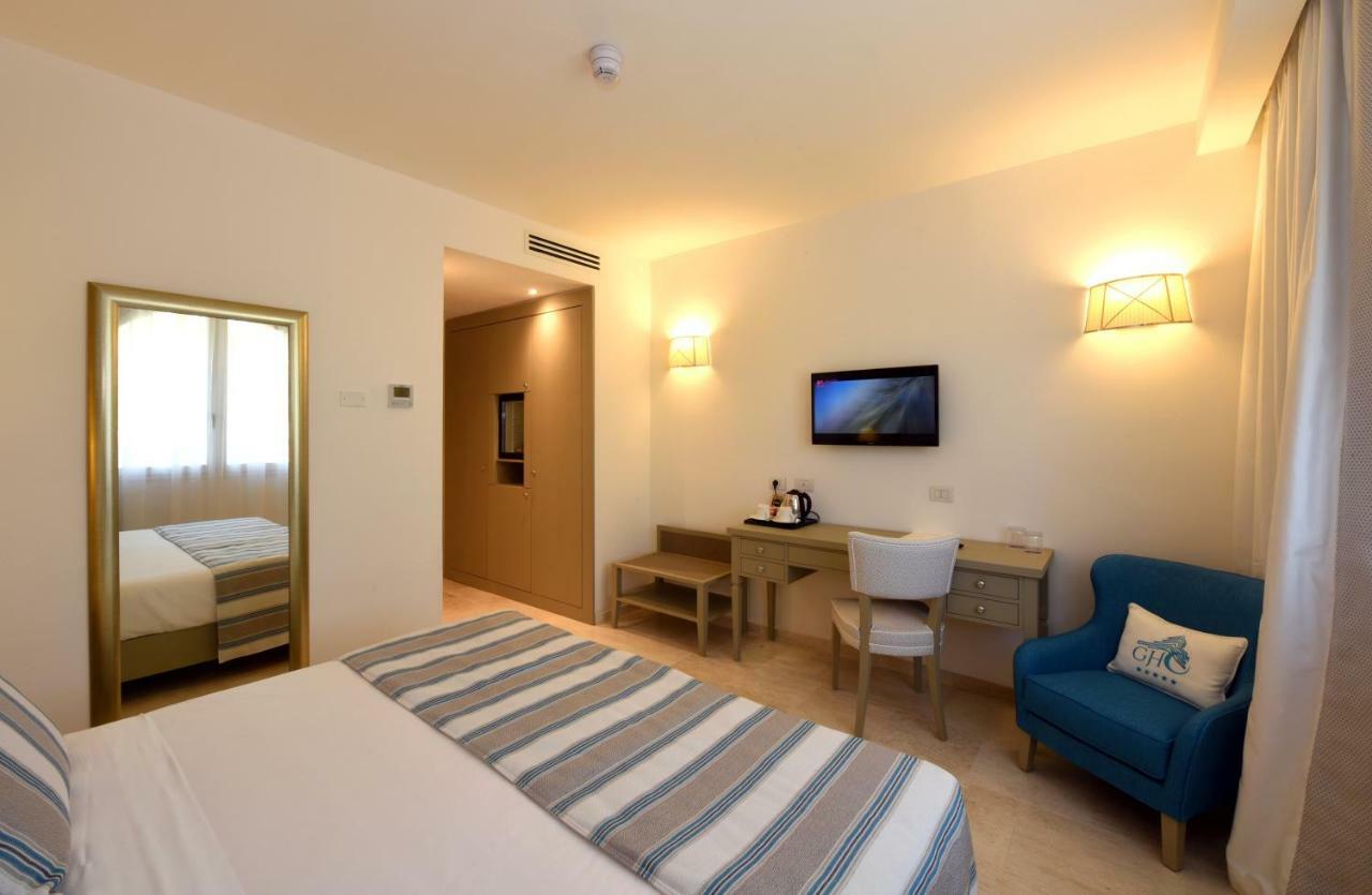 Grand Hotel קניגיונה מראה חיצוני תמונה